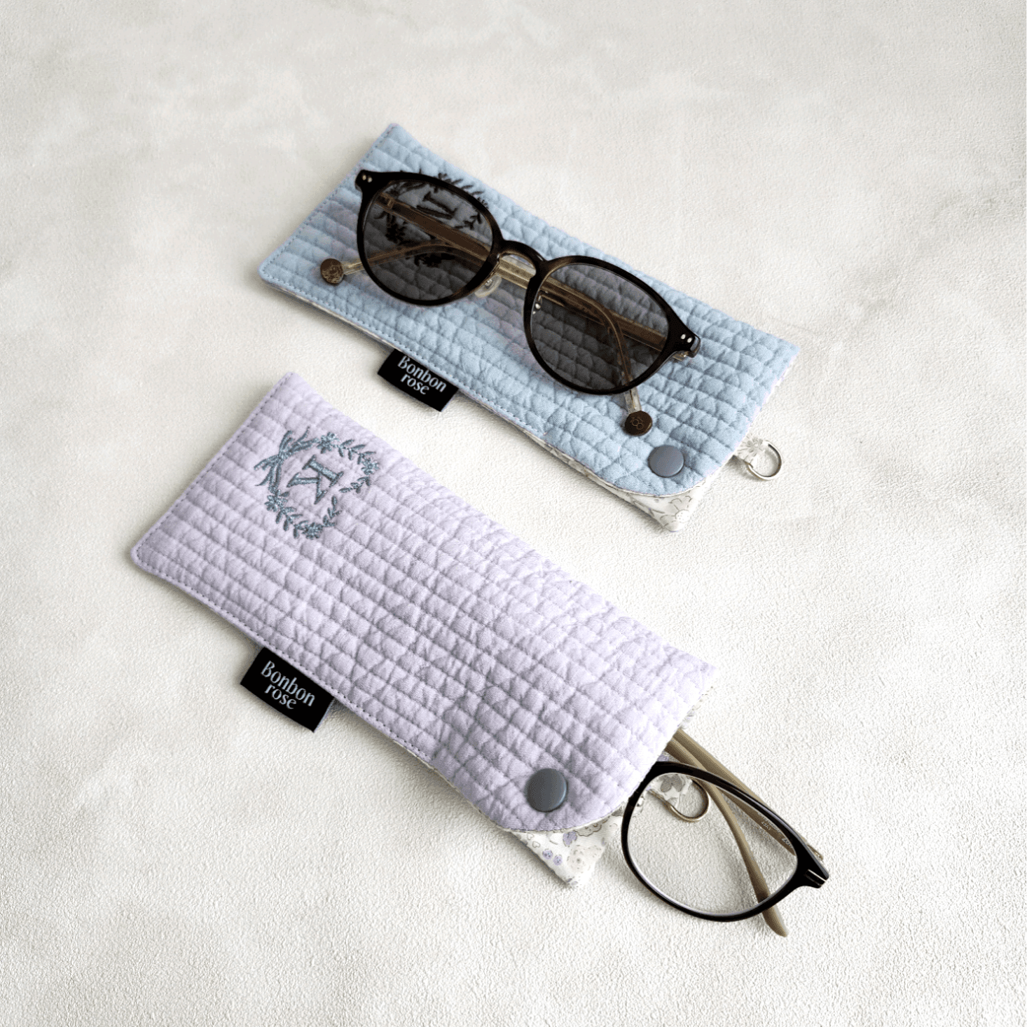 【母の日】イニシャル刺繍入りヌビメガネケース ♡ スナップ開閉 マチなし イブル 韓国 丸洗い【送料無料】 | 10枚目