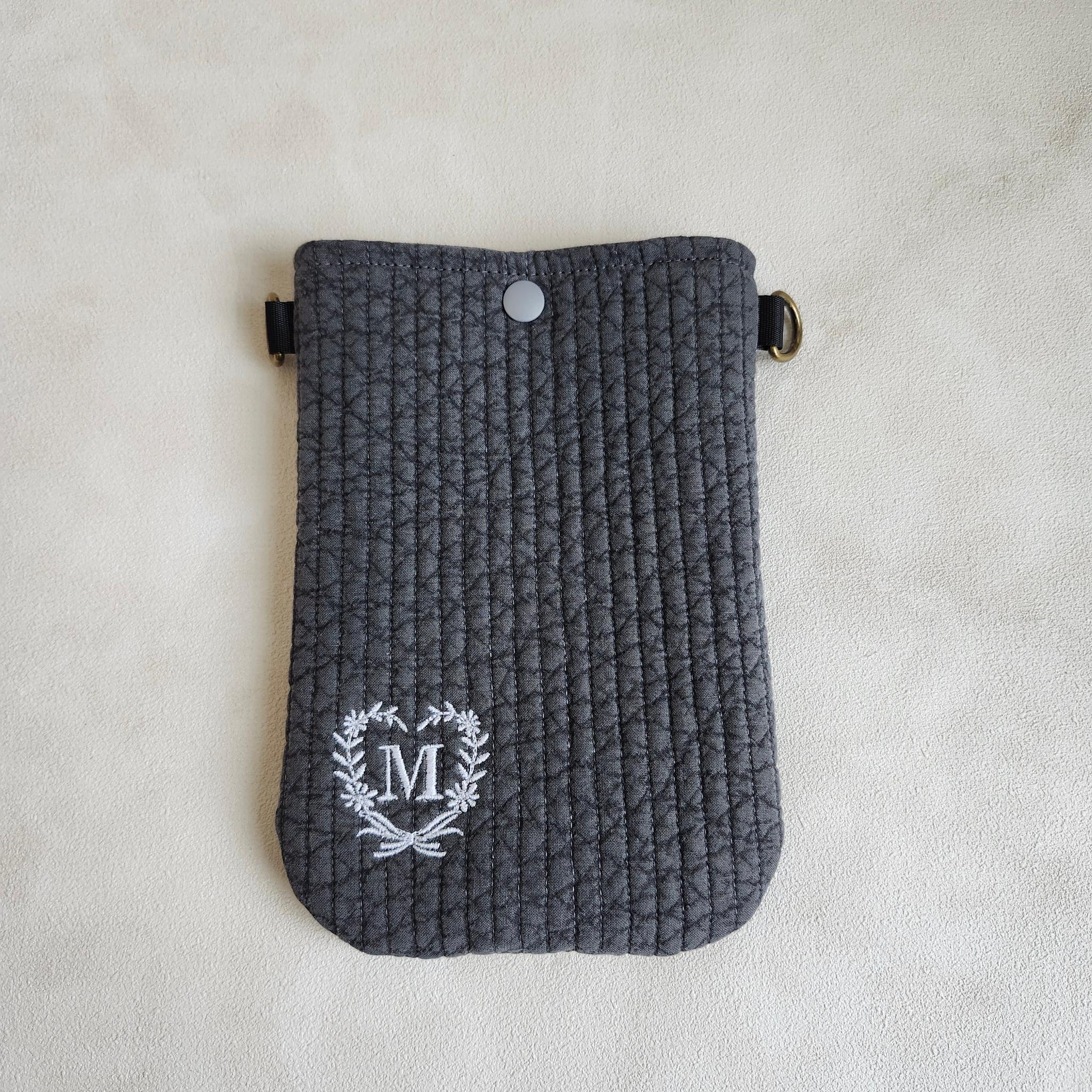 【母の日ギフトセット】イニシャル刺繍入り ヌビのメガネケース＆スマホポーチ ♡ 軽量 マチなし 韓国 丸洗い【送料無料】 | 16枚目