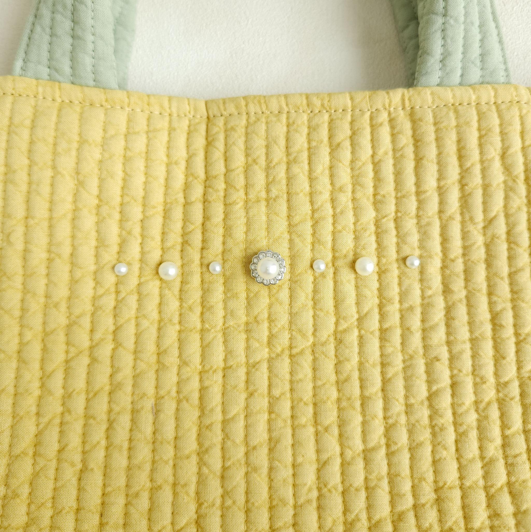 ゴッホ《ひまわり》の色彩から生まれたやさしいイエローヌビバッグ 縦型 ♡ ランチトート パール イニシャル刺繍 丸洗い | 9枚目