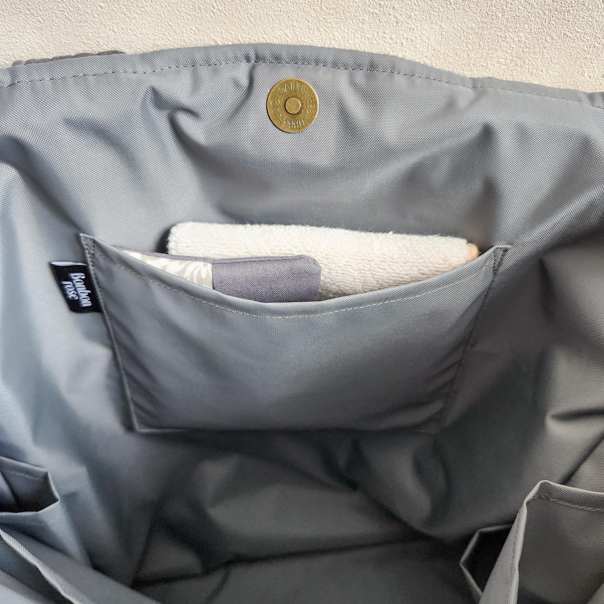 大人のための推し活ヌビバッグ 普段使いもできるダークグレー×推しカラー ♡ ヌビ イブル イニシャル 刺繍 推し活バッグ | 10枚目