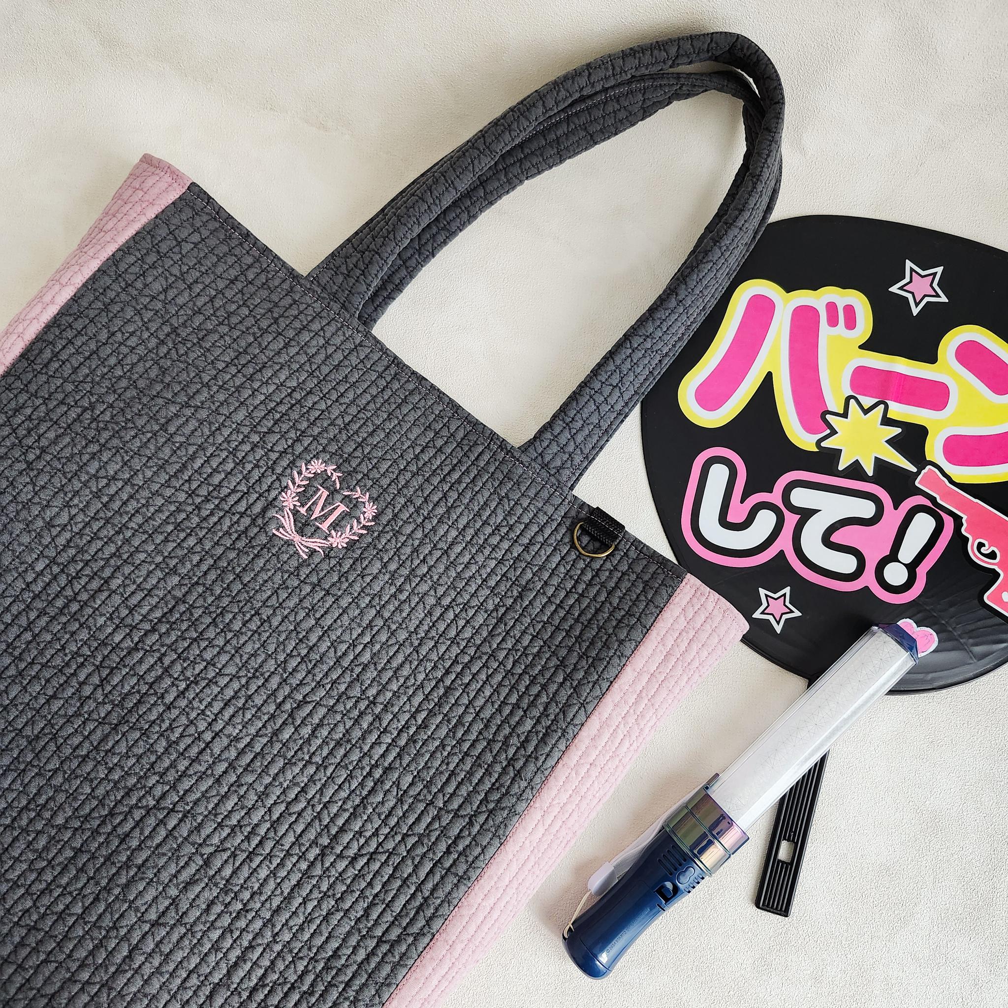 大人のための推し活ヌビバッグ 普段使いもできるダークグレー×推しカラー ♡ ヌビ イブル イニシャル 刺繍 推し活バッグ | 13枚目